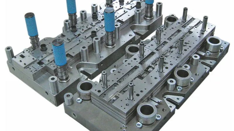 中空吹塑模具：揭秘其制作工艺与选型关键**