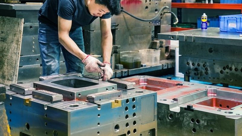 汽车五金模具冲头材质：揭秘其关键性能与选型要点**